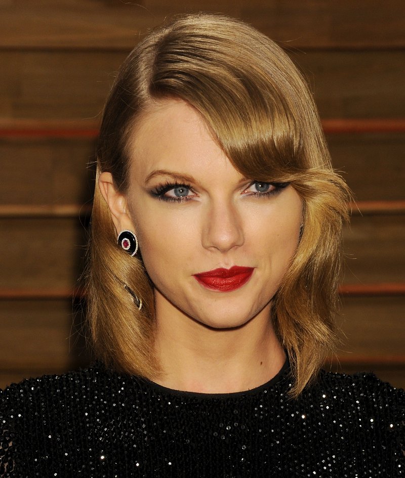 Taylor Swift at 2014 Vanity Fair Oscar Party — photo 43