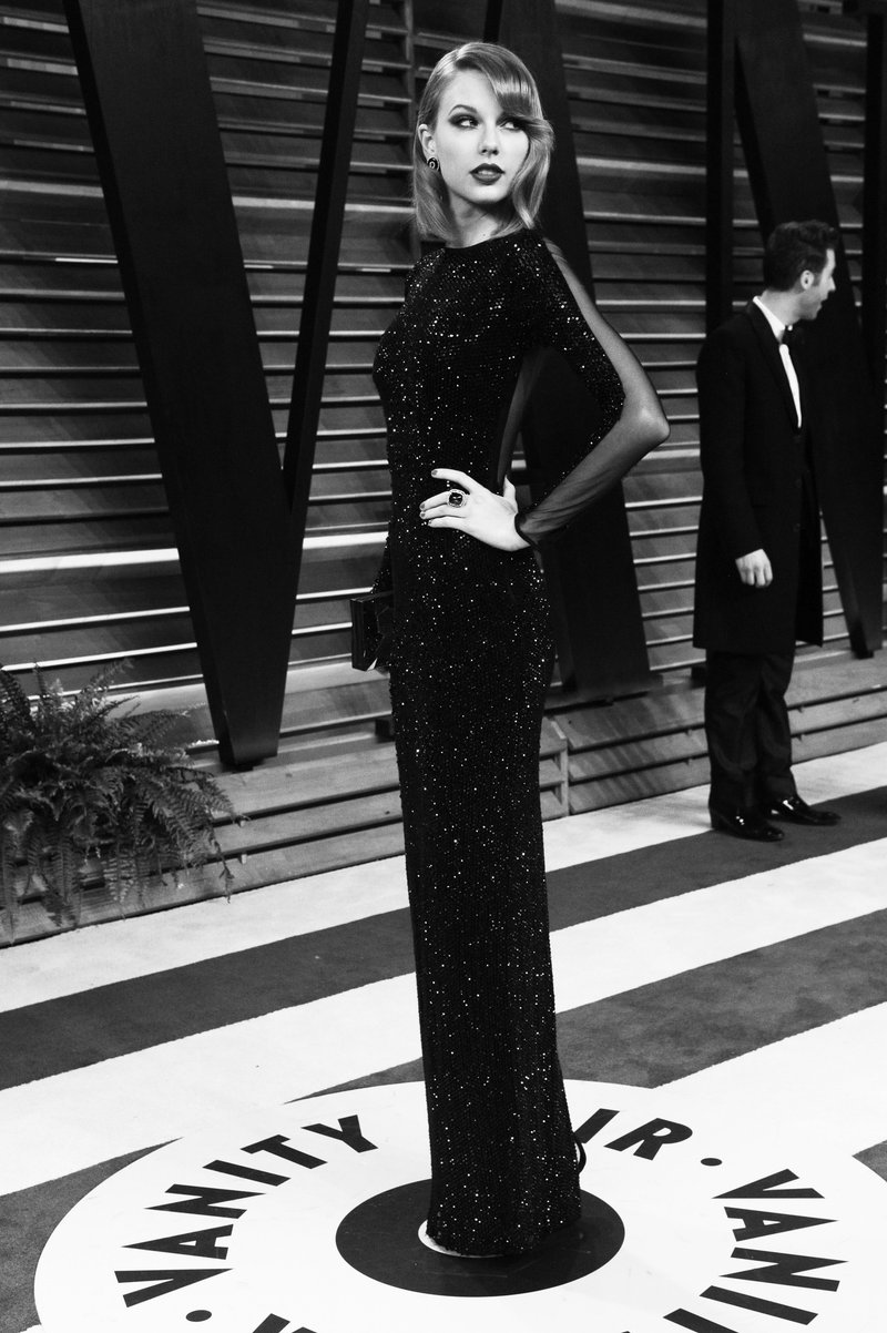 Taylor Swift at 2014 Vanity Fair Oscar Party — photo 56