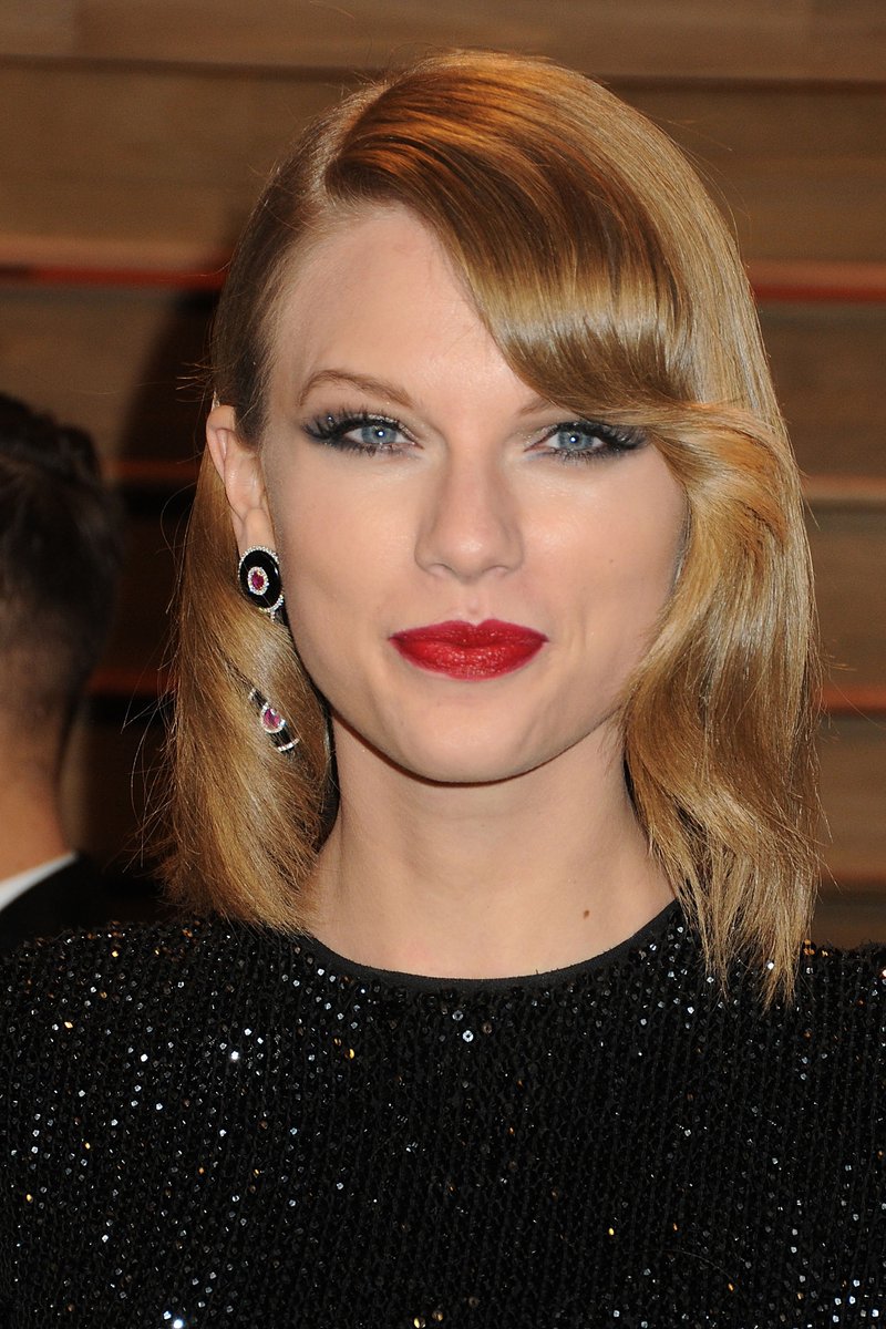 Taylor Swift at 2014 Vanity Fair Oscar Party — photo 92