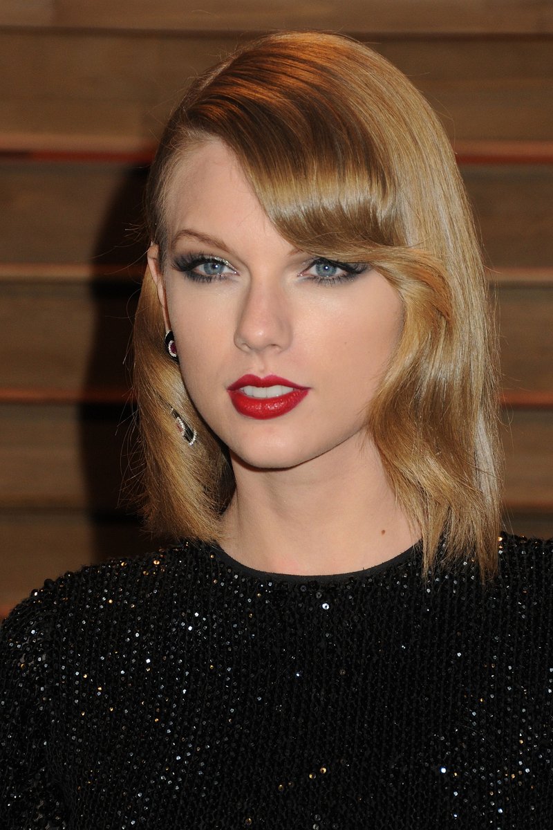 Taylor Swift at 2014 Vanity Fair Oscar Party — photo 94