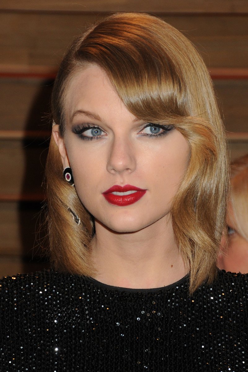 Taylor Swift at 2014 Vanity Fair Oscar Party — photo 95
