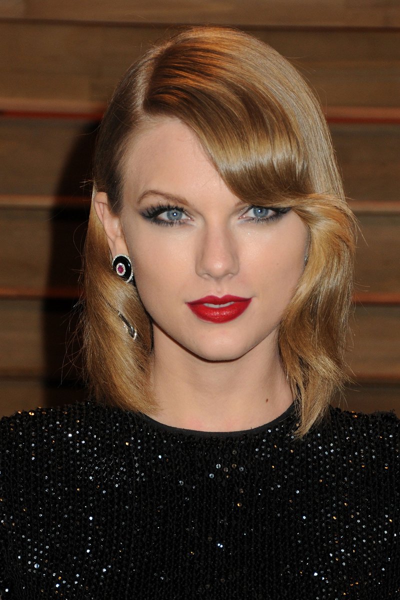 Taylor Swift at 2014 Vanity Fair Oscar Party — photo 96