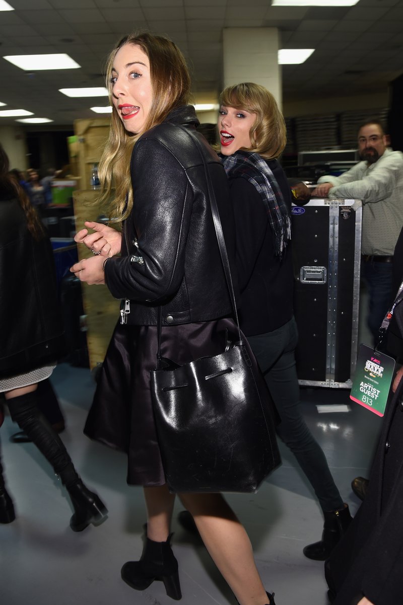 Taylor Swift at Z100's Jingle Ball 2014 — photo 31