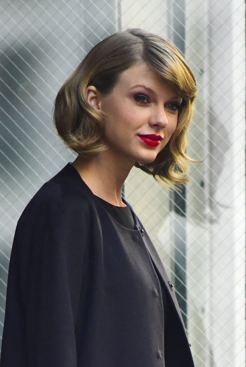 Taylor Swift at Z100's Jingle Ball 2014 — photo 49