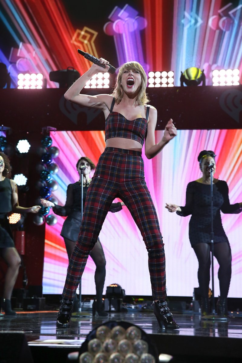 Taylor Swift at Z100's Jingle Ball 2014 — photo 141