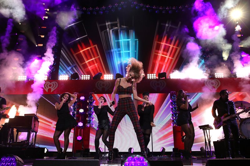 Taylor Swift at Z100's Jingle Ball 2014 — photo 159