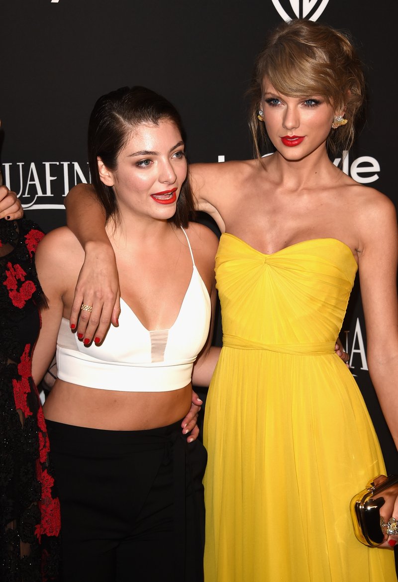 Taylor Swift at 16th Annual Warner Bros. And InStyle Post-Golden Globe Party — photo 7