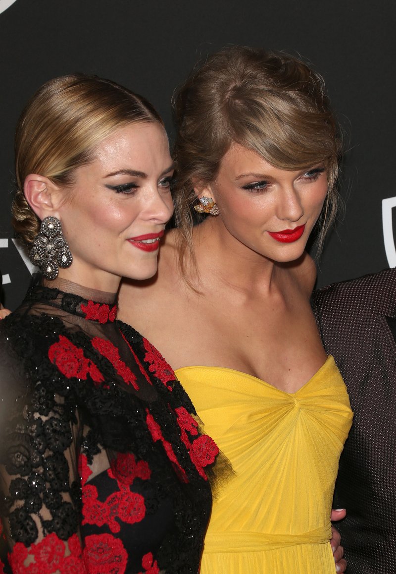 Taylor Swift at 16th Annual Warner Bros. And InStyle Post-Golden Globe Party — photo 102