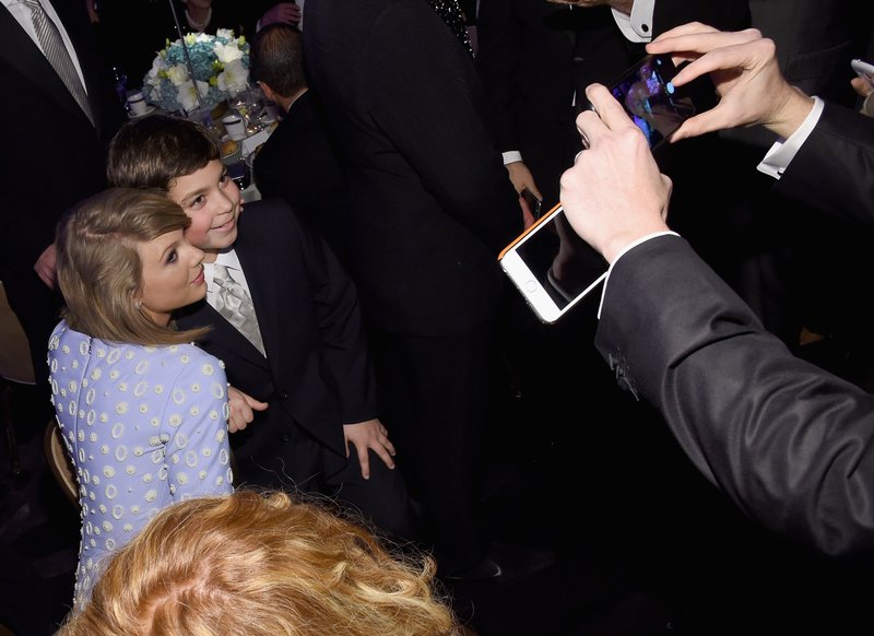 Taylor Swift at 57th Annual GRAMMY Awards - Pre-GRAMMY Gala And Salute To Industry Icons Honoring Martin Bandier — photo 54