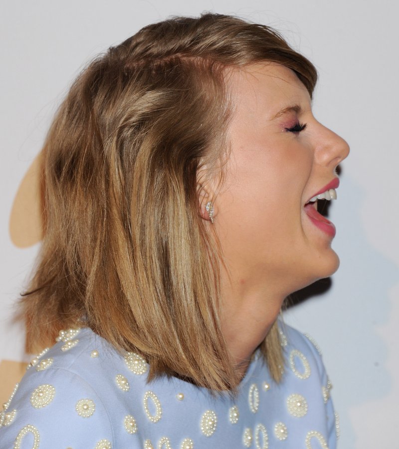 Taylor Swift at 57th Annual GRAMMY Awards - Pre-GRAMMY Gala And Salute To Industry Icons Honoring Martin Bandier — photo 166