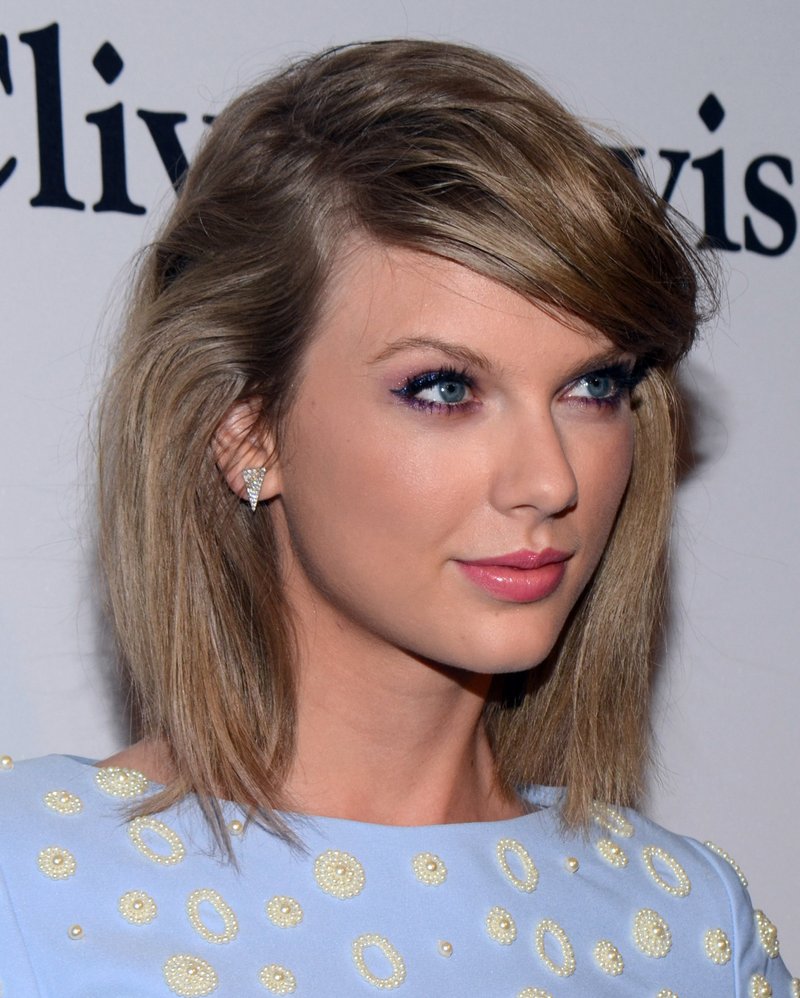 Taylor Swift at 57th Annual GRAMMY Awards - Pre-GRAMMY Gala And Salute To Industry Icons Honoring Martin Bandier — photo 199