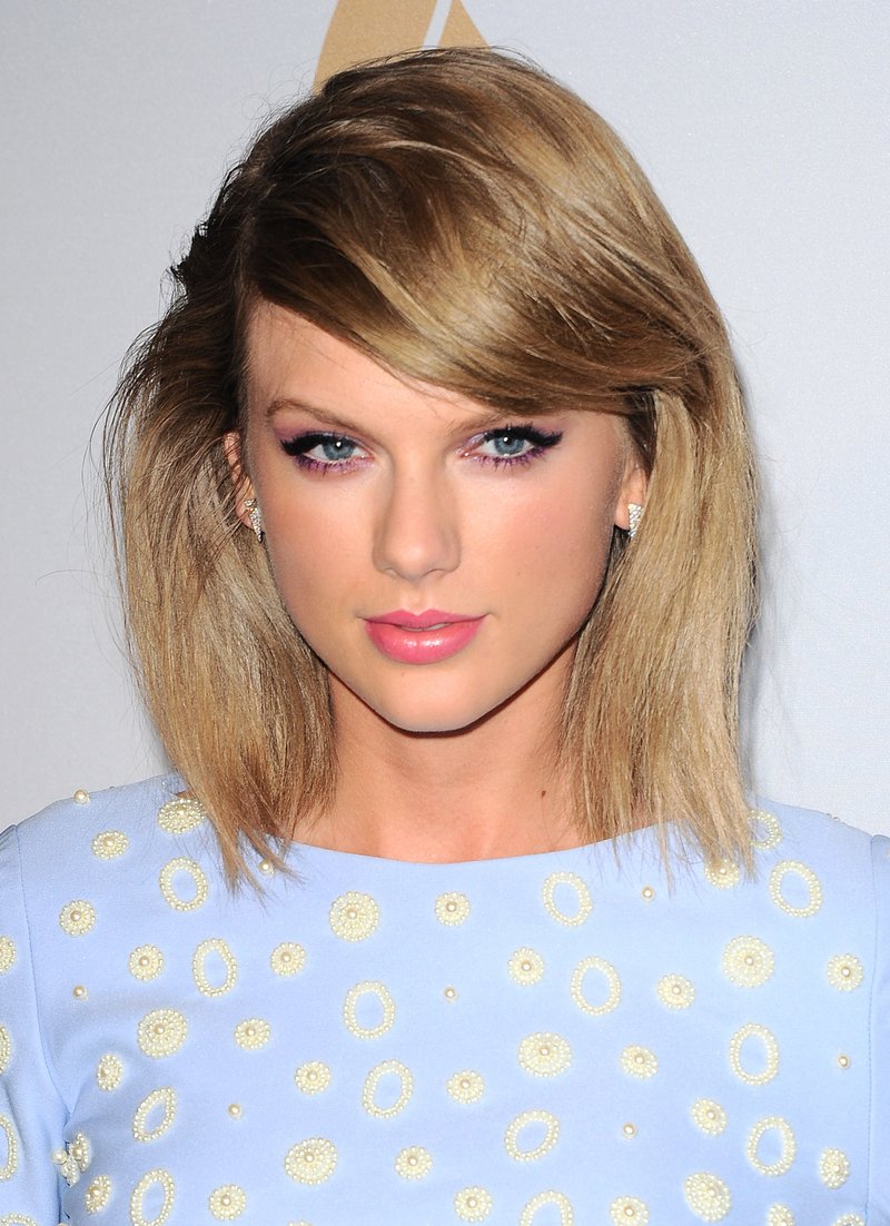 Taylor Swift at 57th Annual GRAMMY Awards - Pre-GRAMMY Gala And Salute To Industry Icons Honoring Martin Bandier — photo 216