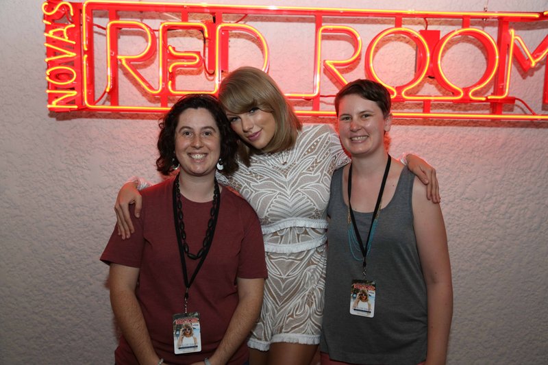 Taylor Swift at Nova's Red Room Meet & Greet — photo 7