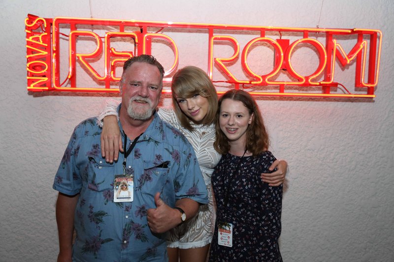 Taylor Swift at Nova's Red Room Meet & Greet — photo 16