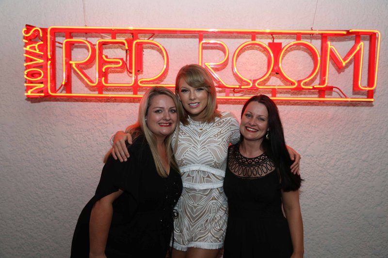 Taylor Swift at Nova's Red Room Meet & Greet — photo 21