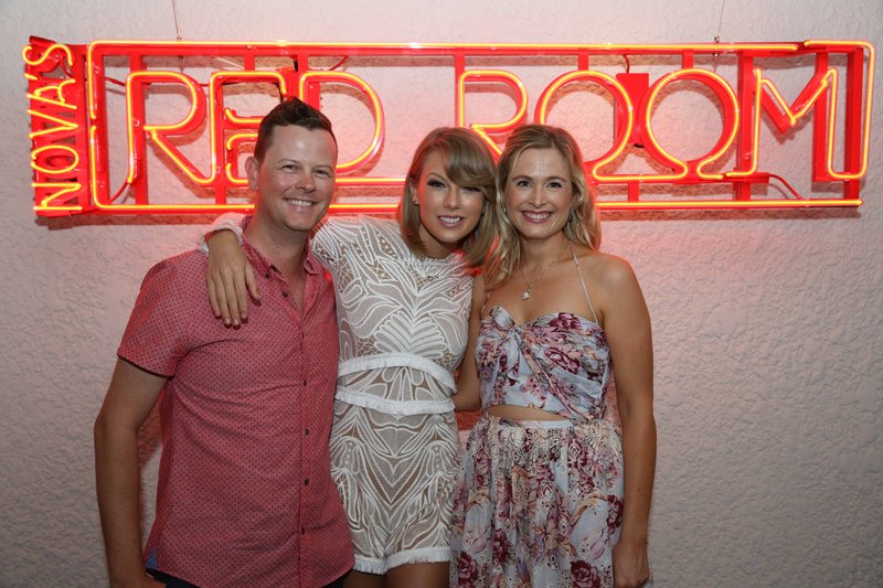 Taylor Swift at Nova's Red Room Meet & Greet — photo 22