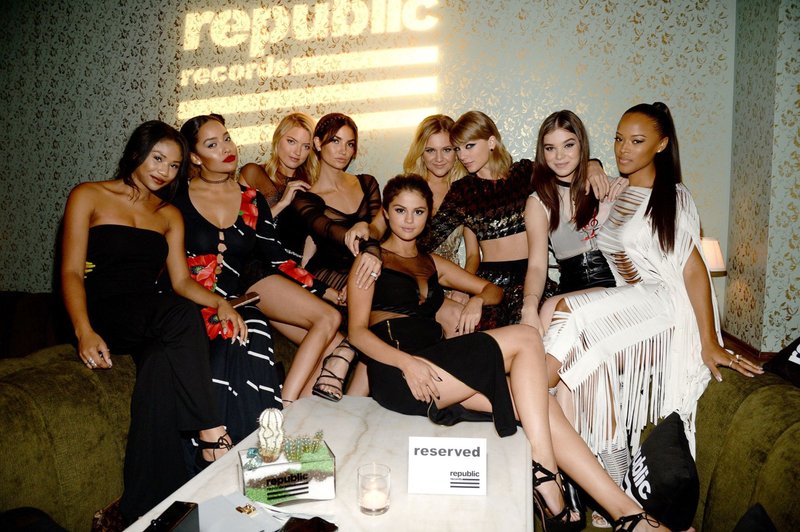 Taylor Swift at Republic Records VMA After Party — photo 4
