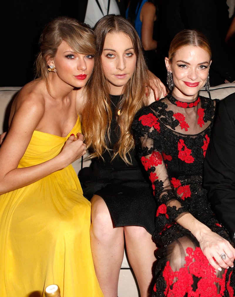 Taylor Swift at The Weinstein Company & Netflix's 2015 Golden Globes After Party — photo 6