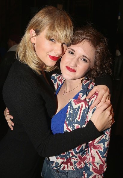 Taylor Swift at "Kinky Boots" - Backstage — photo 73