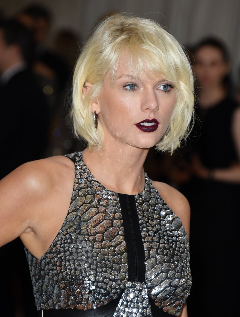 Taylor Swift at "Manus x Machina: Fashion In An Age Of Technology" Costume Institute Gala — photo 106