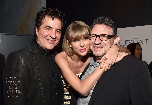 Taylor Swift at Republic Records Grammy Celebration — photo 8