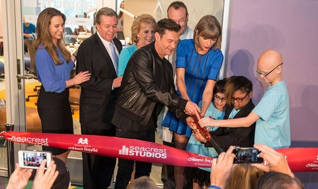 Taylor Swift at Seacrest Studios Opening — photo 8