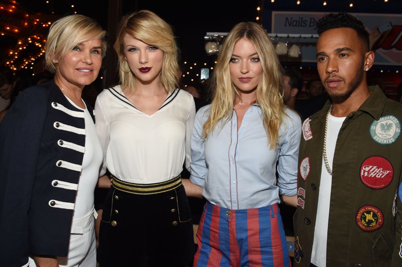 Taylor Swift at #TOMMYNOW Women's Runway Show — photo 11