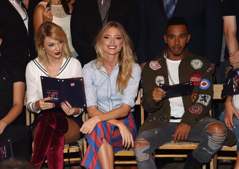 Taylor Swift at #TOMMYNOW Women's Runway Show — photo 25