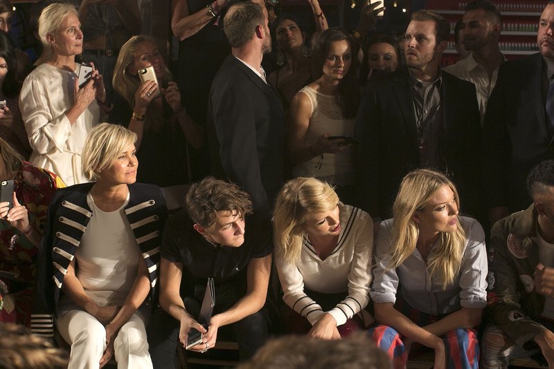 Taylor Swift at #TOMMYNOW Women's Runway Show — photo 47