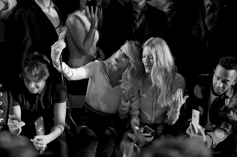 Taylor Swift at #TOMMYNOW Women's Runway Show — photo 52