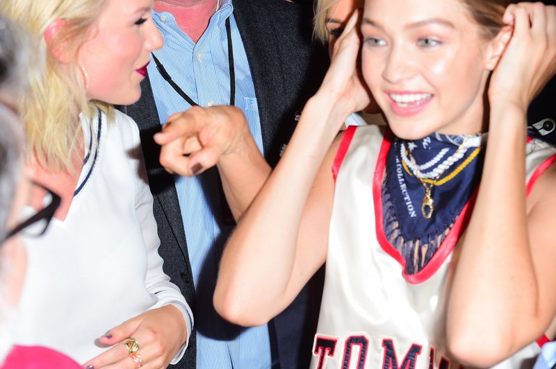 Taylor Swift at #TOMMYNOW Women's Runway Show — photo 75