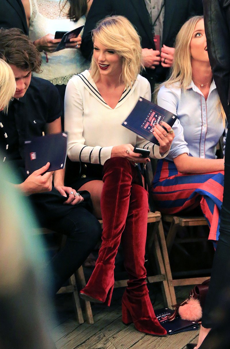 Taylor Swift at #TOMMYNOW Women's Runway Show — photo 100