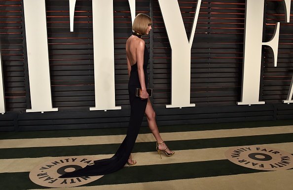 Taylor Swift at 2016 Vanity Fair Oscar Party — photo 46