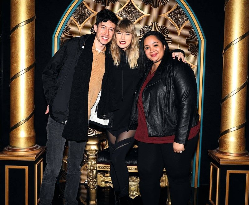 Taylor Swift at reputation Pop Up hosted by Taylor Swift NOW — photo 8