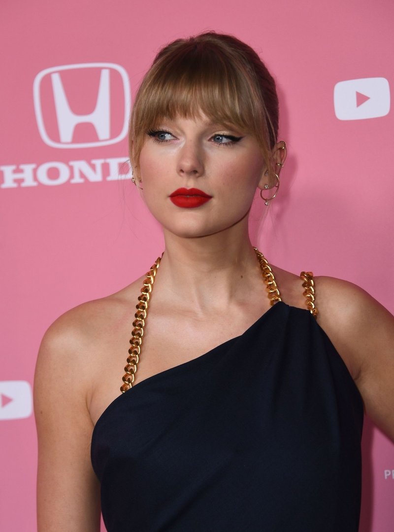Taylor Swift at 2019 Billboard Women In Music — photo 25