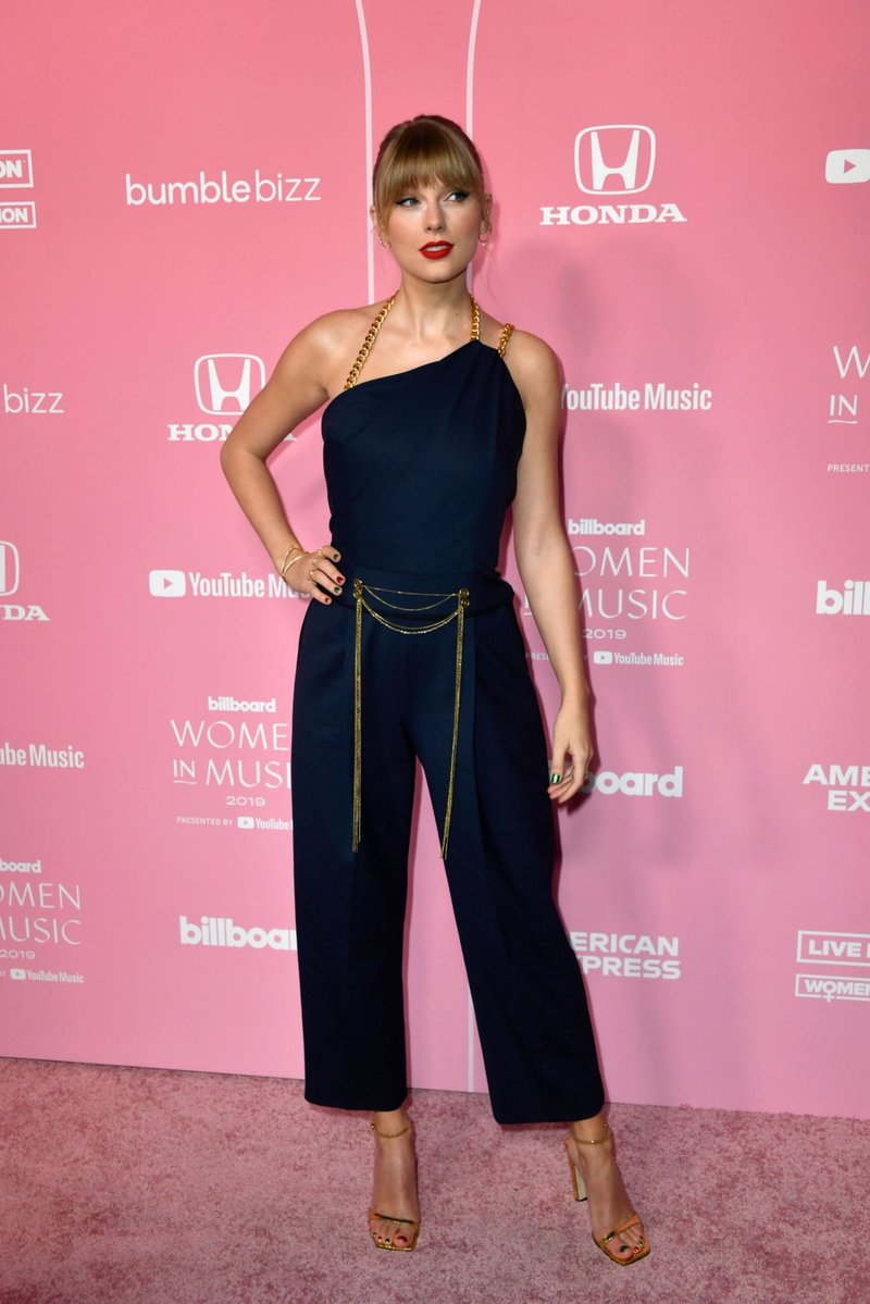 Taylor Swift at 2019 Billboard Women In Music — photo 44