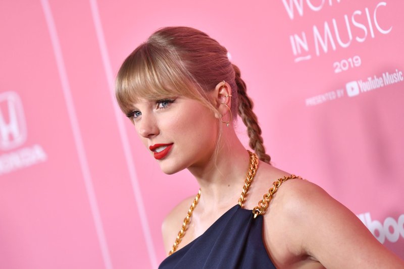 Taylor Swift at 2019 Billboard Women In Music — photo 49