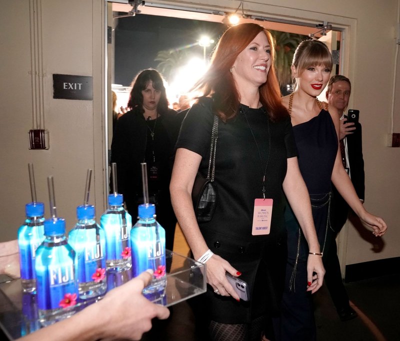 Taylor Swift at 2019 Billboard Women In Music — photo 66