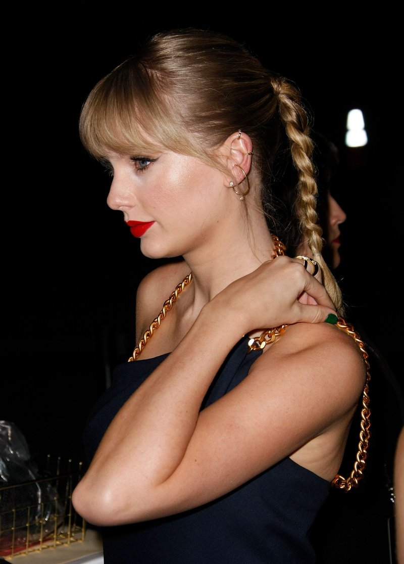 Taylor Swift at 2019 Billboard Women In Music — photo 283