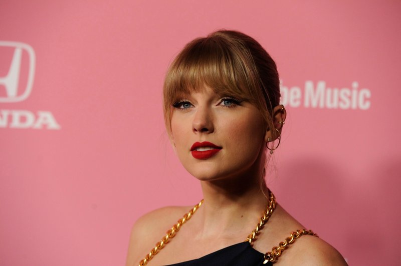 Taylor Swift at 2019 Billboard Women In Music — photo 304