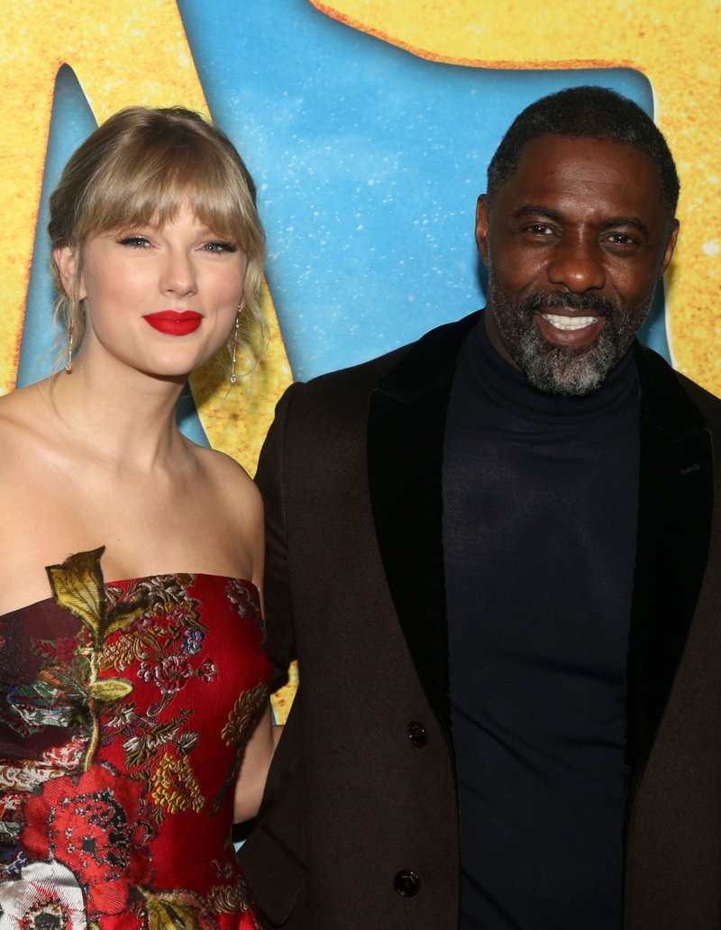 Taylor Swift at "Cats" World Premiere — photo 55