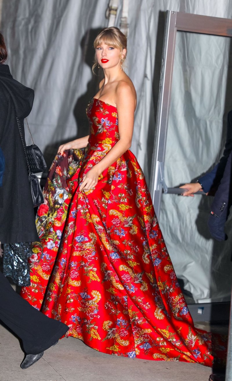 Taylor Swift at "Cats" World Premiere — photo 64