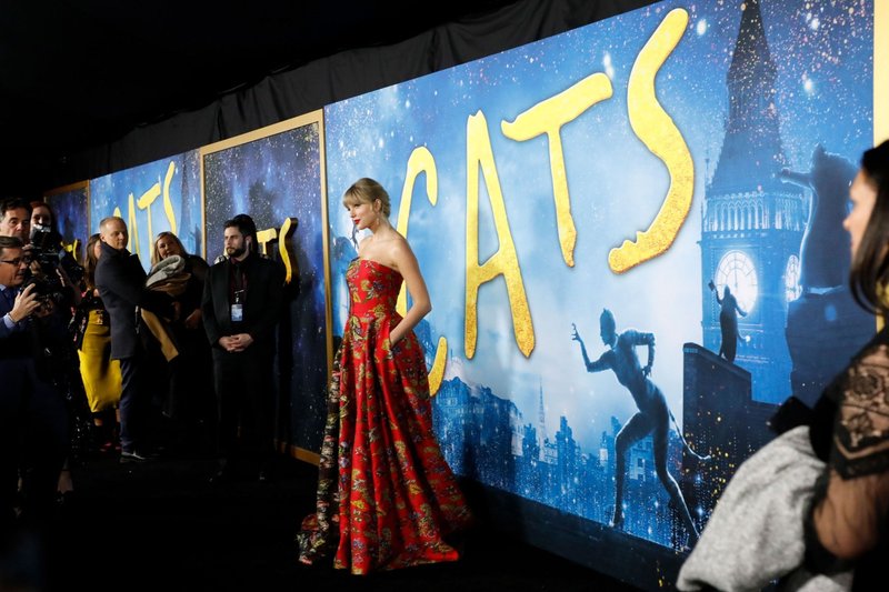 Taylor Swift at "Cats" World Premiere — photo 87