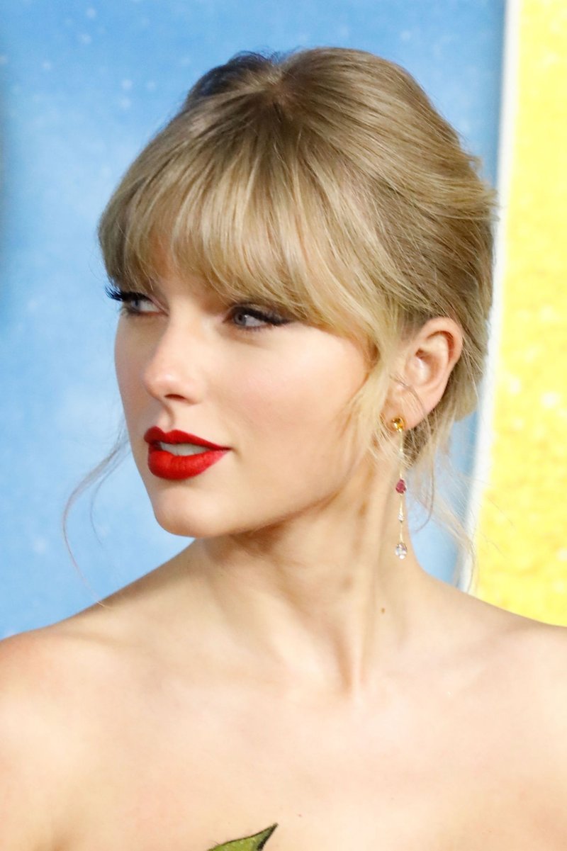 Taylor Swift at "Cats" World Premiere — photo 89
