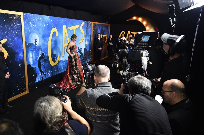 Taylor Swift at "Cats" World Premiere — photo 102