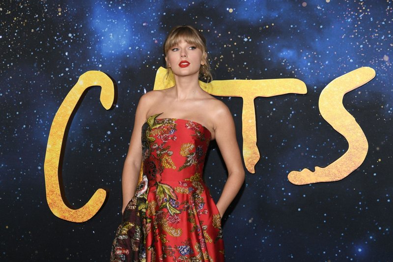 Taylor Swift at "Cats" World Premiere — photo 111