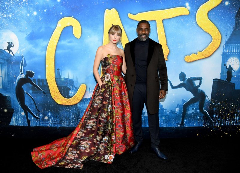 Taylor Swift at "Cats" World Premiere — photo 147