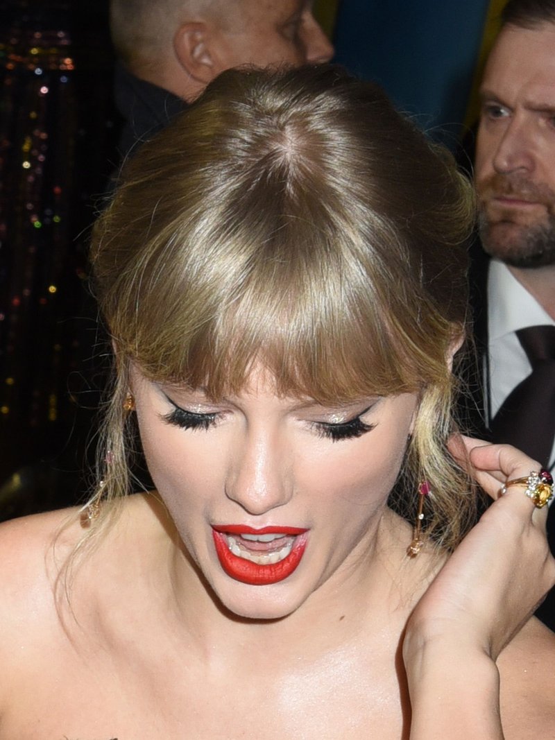 Taylor Swift at "Cats" World Premiere — photo 187