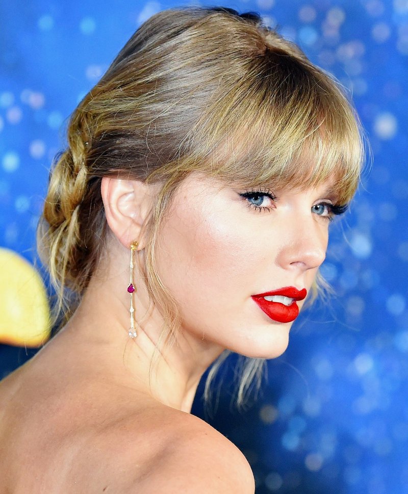 Taylor Swift at "Cats" World Premiere — photo 194