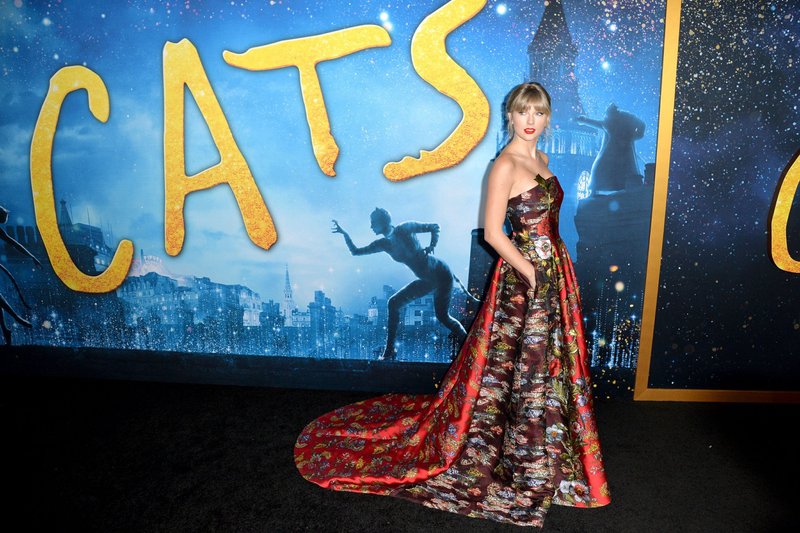 Taylor Swift at "Cats" World Premiere — photo 291
